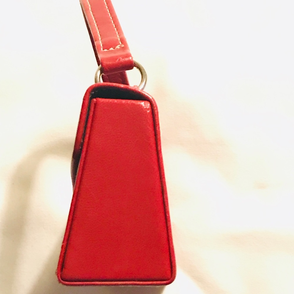 Red Mini Purse - Picture 4 of 8